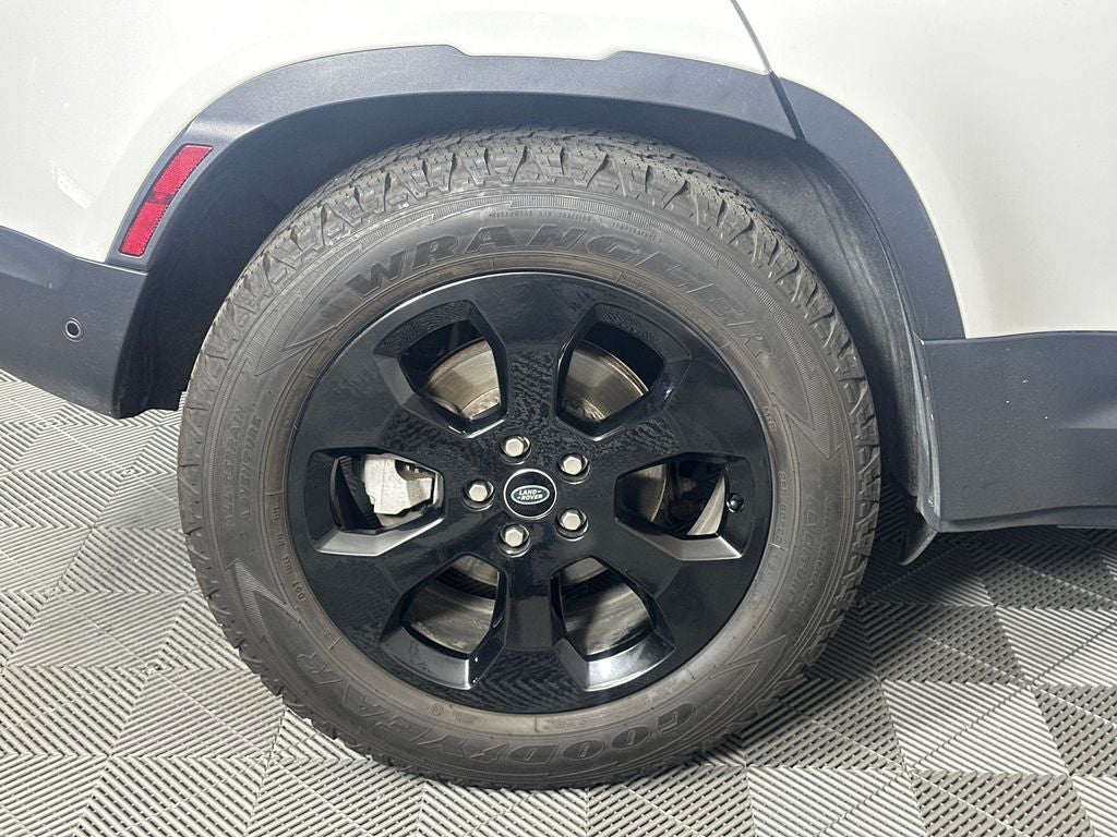 2022 Land Rover Defender 110 Standard