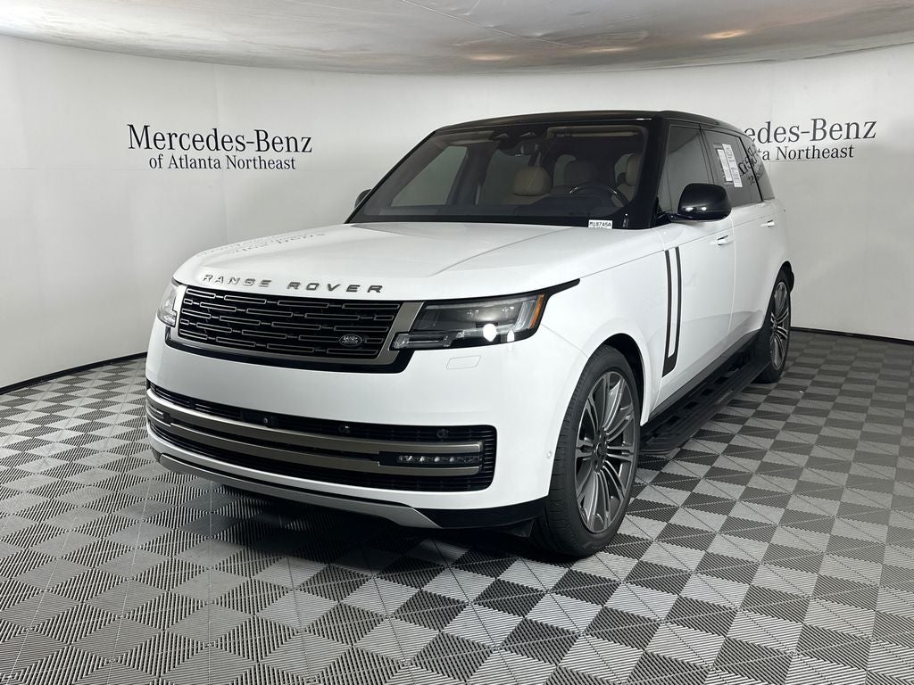 2023 Land Rover Range Rover SE LWB