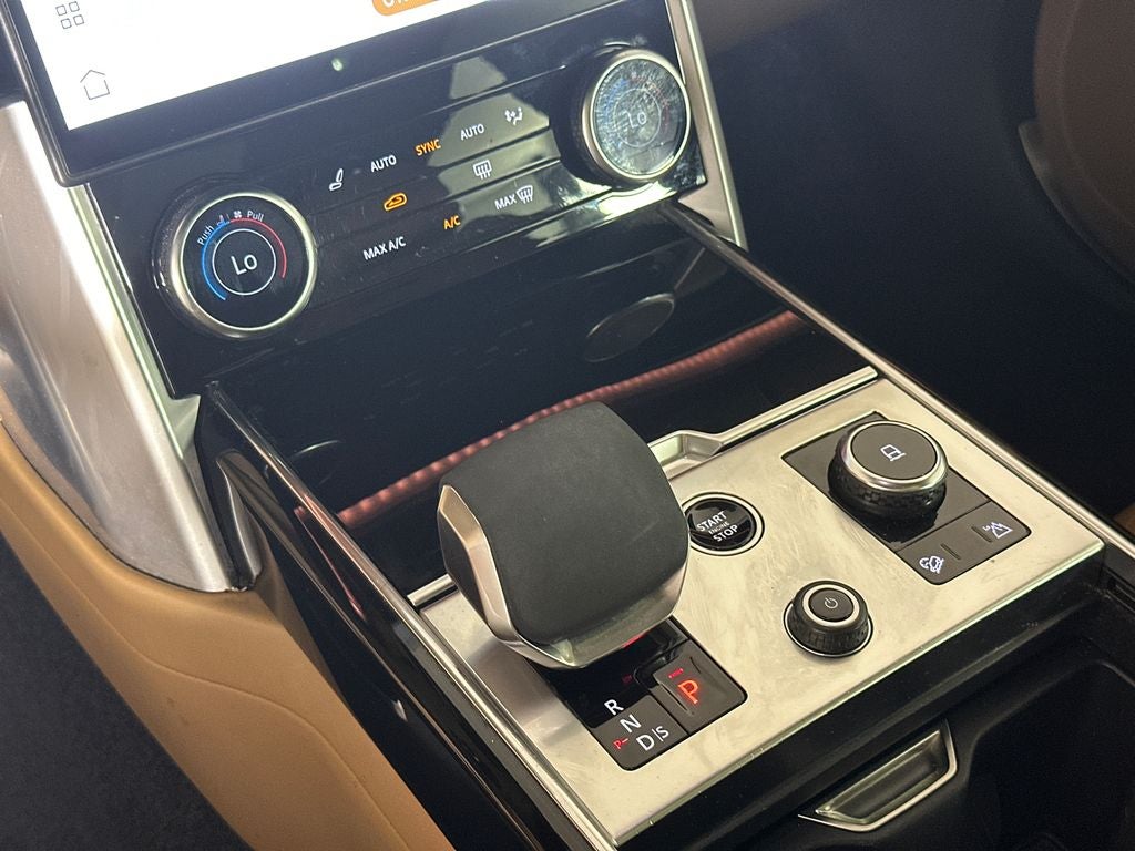 2023 Land Rover Range Rover SE LWB