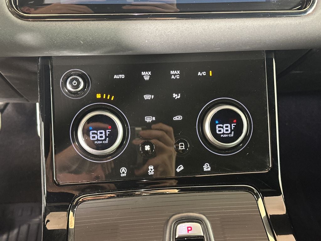 2023 Land Rover Range Rover Evoque R-Dynamic SE