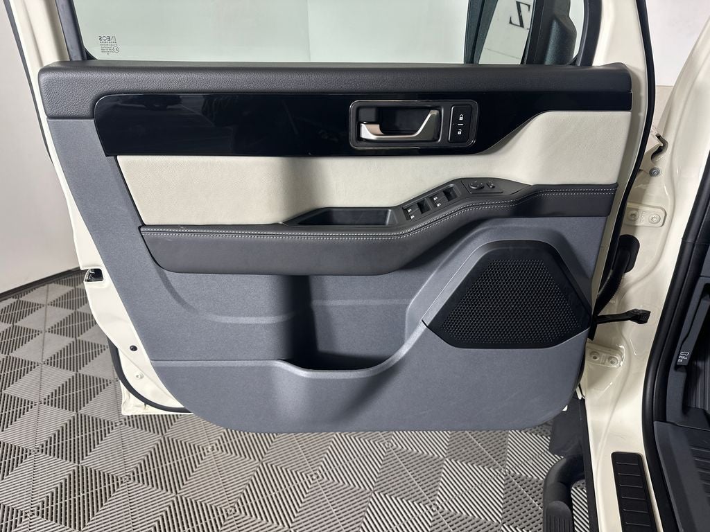 2025 INEOS Grenadier Fieldmaster Edition