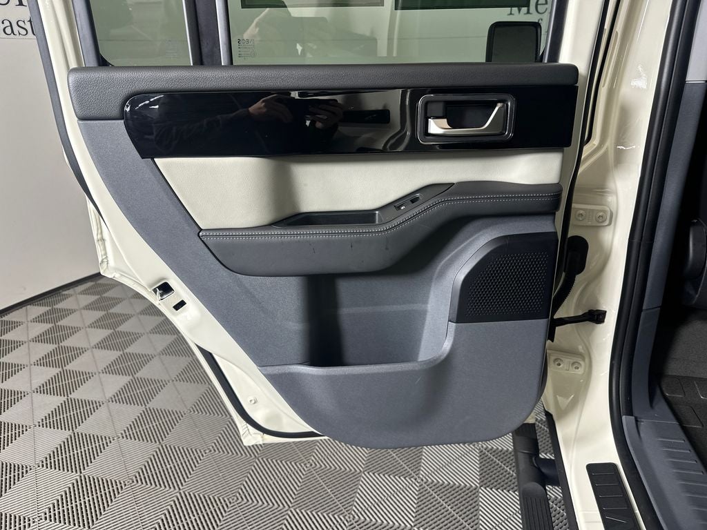 2025 INEOS Grenadier Fieldmaster Edition