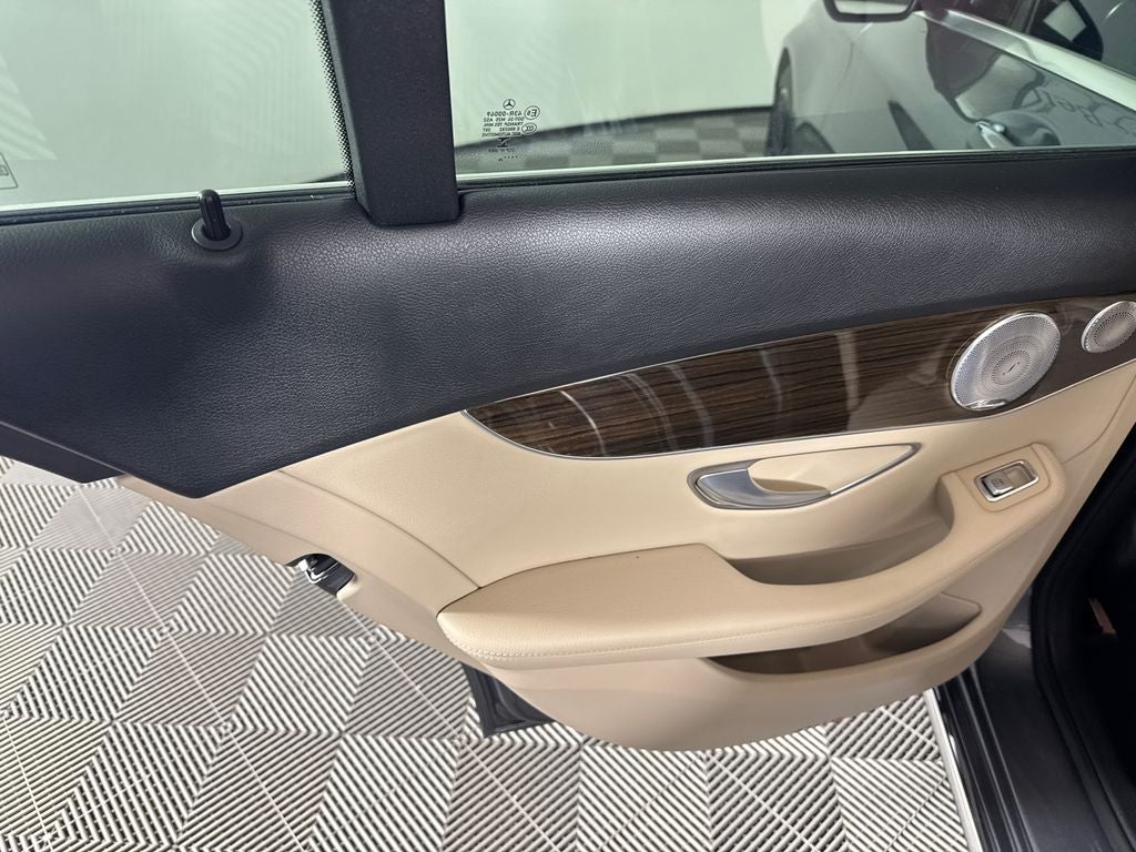 2021 Mercedes-Benz C-Class C 300