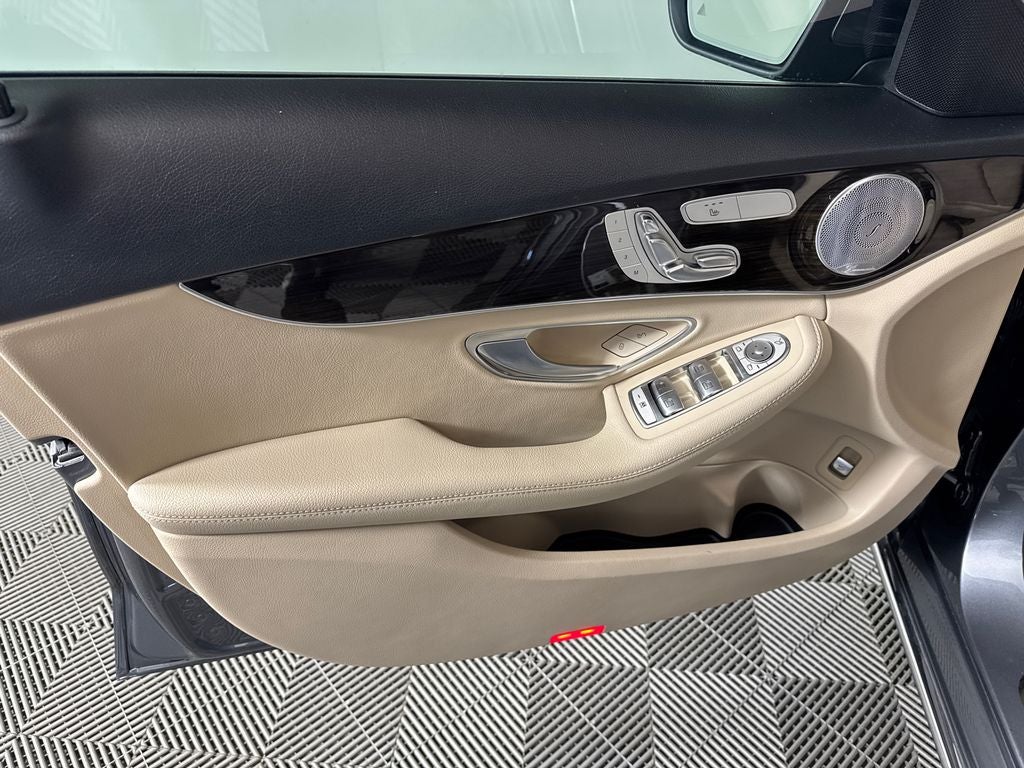 2021 Mercedes-Benz C-Class C 300