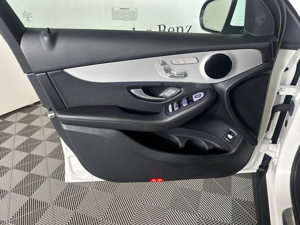 2022 Mercedes-Benz GLC GLC 300