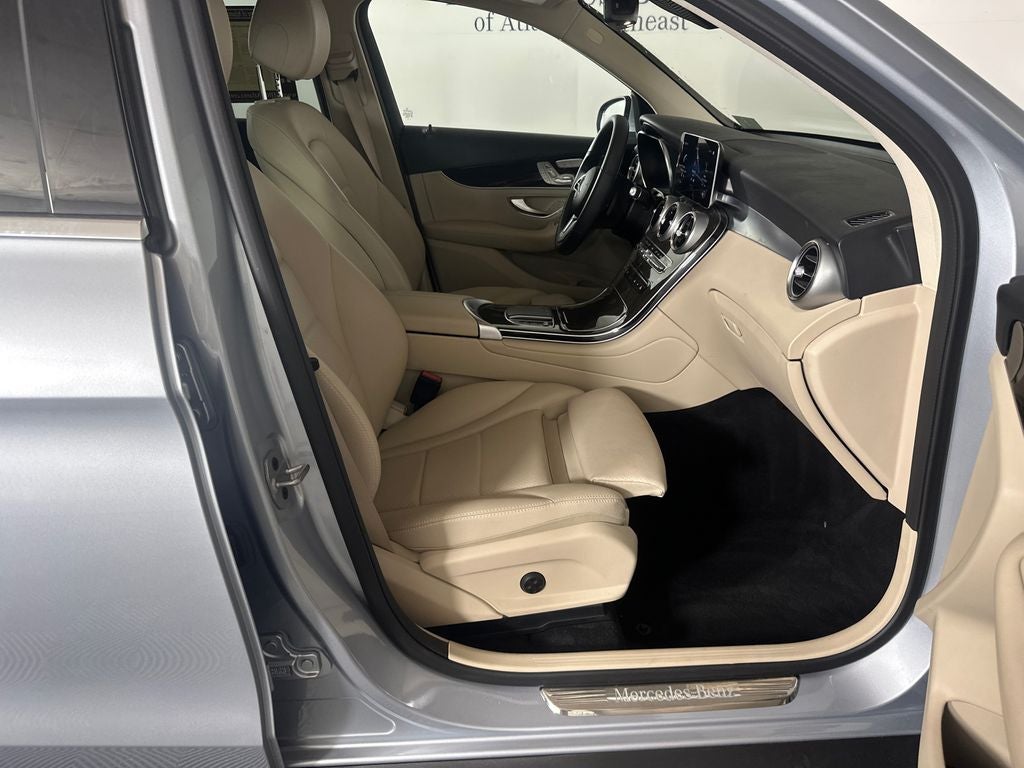 2021 Mercedes-Benz GLC GLC 300