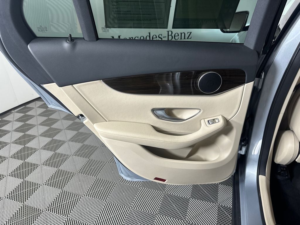 2021 Mercedes-Benz GLC GLC 300