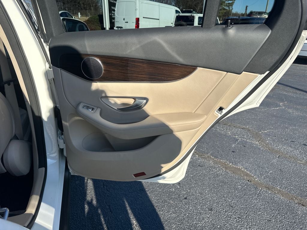 2022 Mercedes-Benz GLC GLC 300