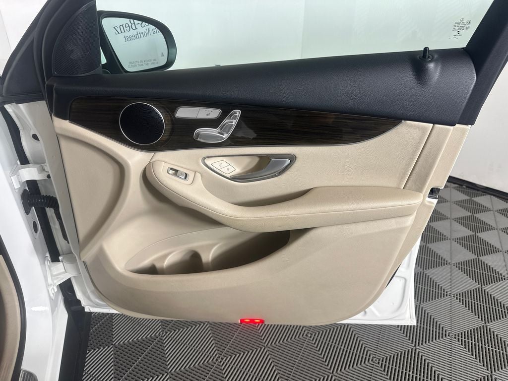 2022 Mercedes-Benz GLC GLC 300