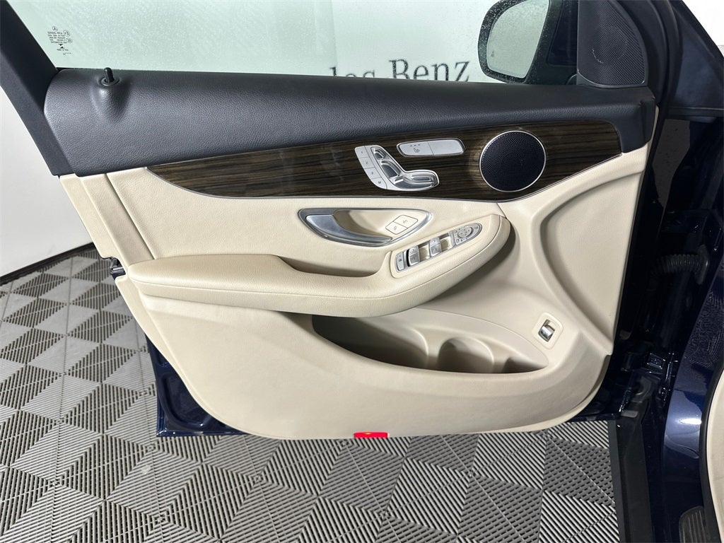 2022 Mercedes-Benz GLC GLC 300