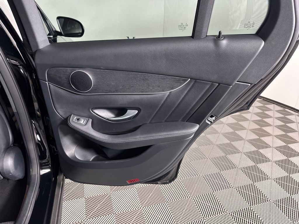 2022 Mercedes-Benz GLC GLC 300