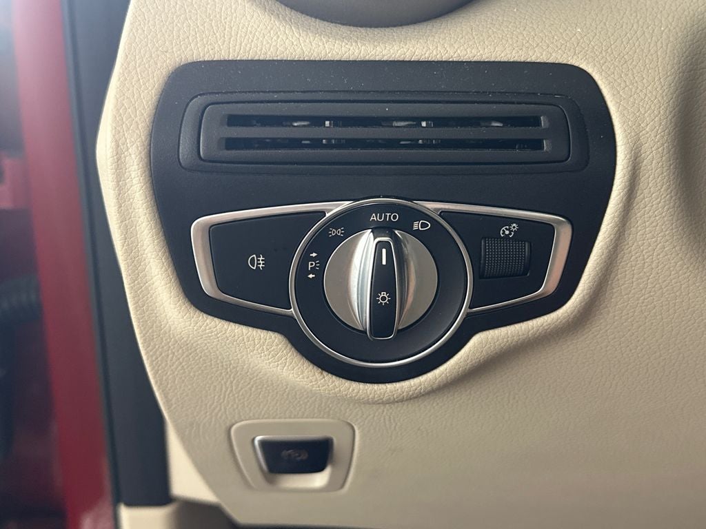 2021 Mercedes-Benz GLC GLC 300