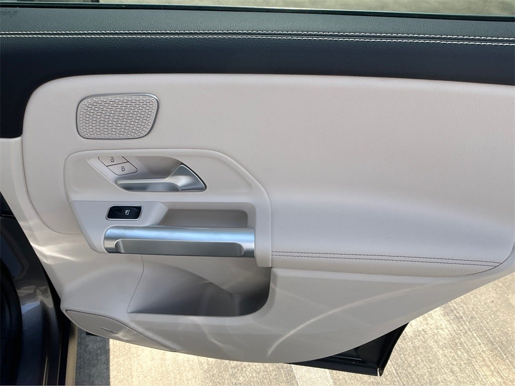 2025 Mercedes-Benz GLB GLB 250