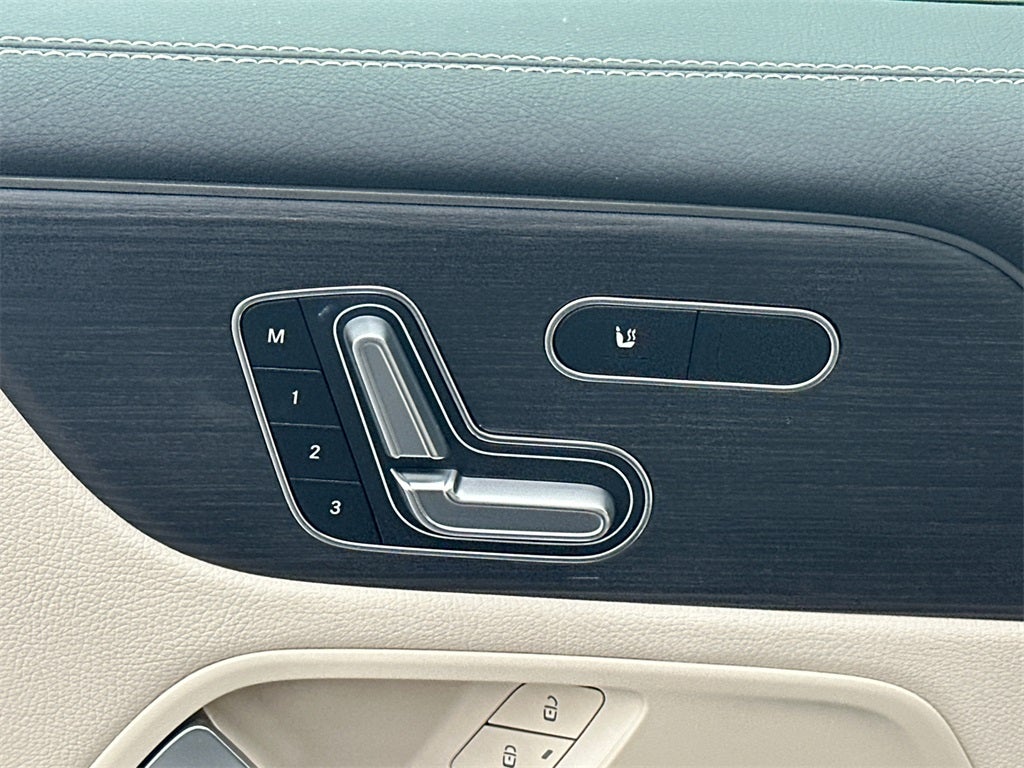 2025 Mercedes-Benz GLB GLB 250