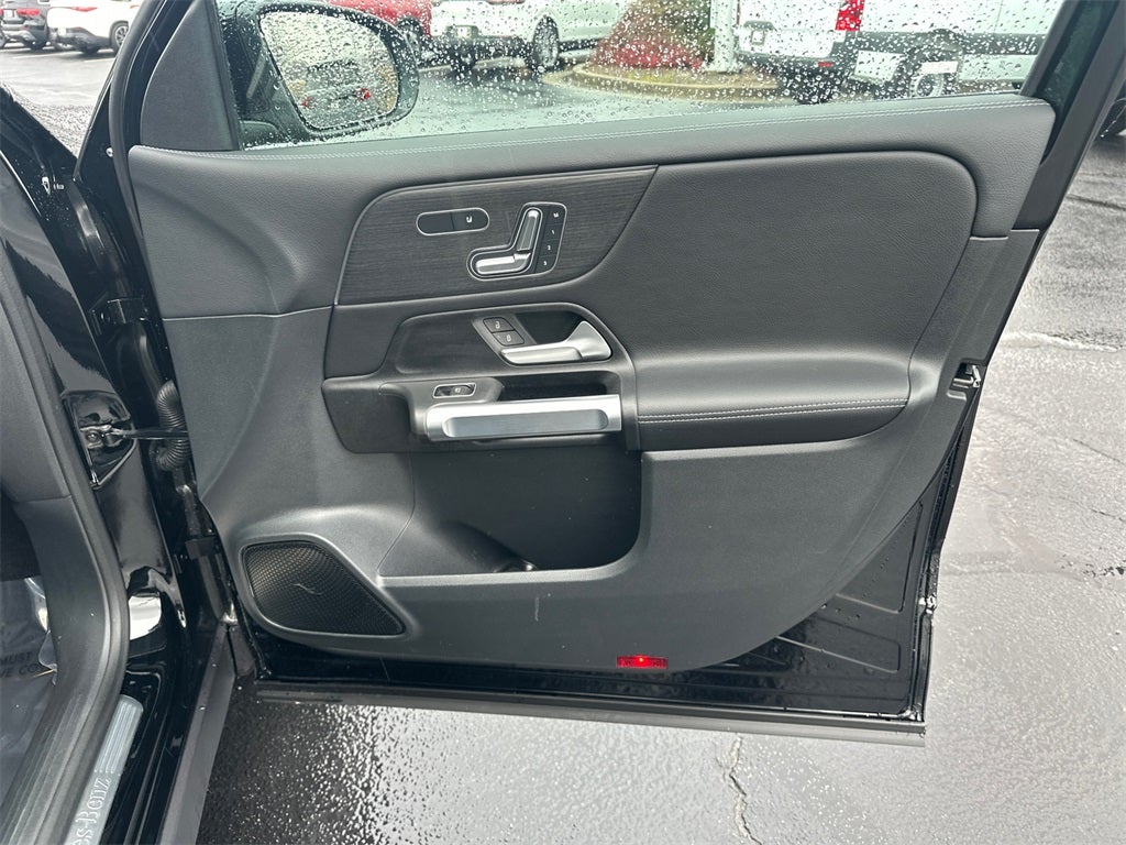 2025 Mercedes-Benz GLB GLB 250