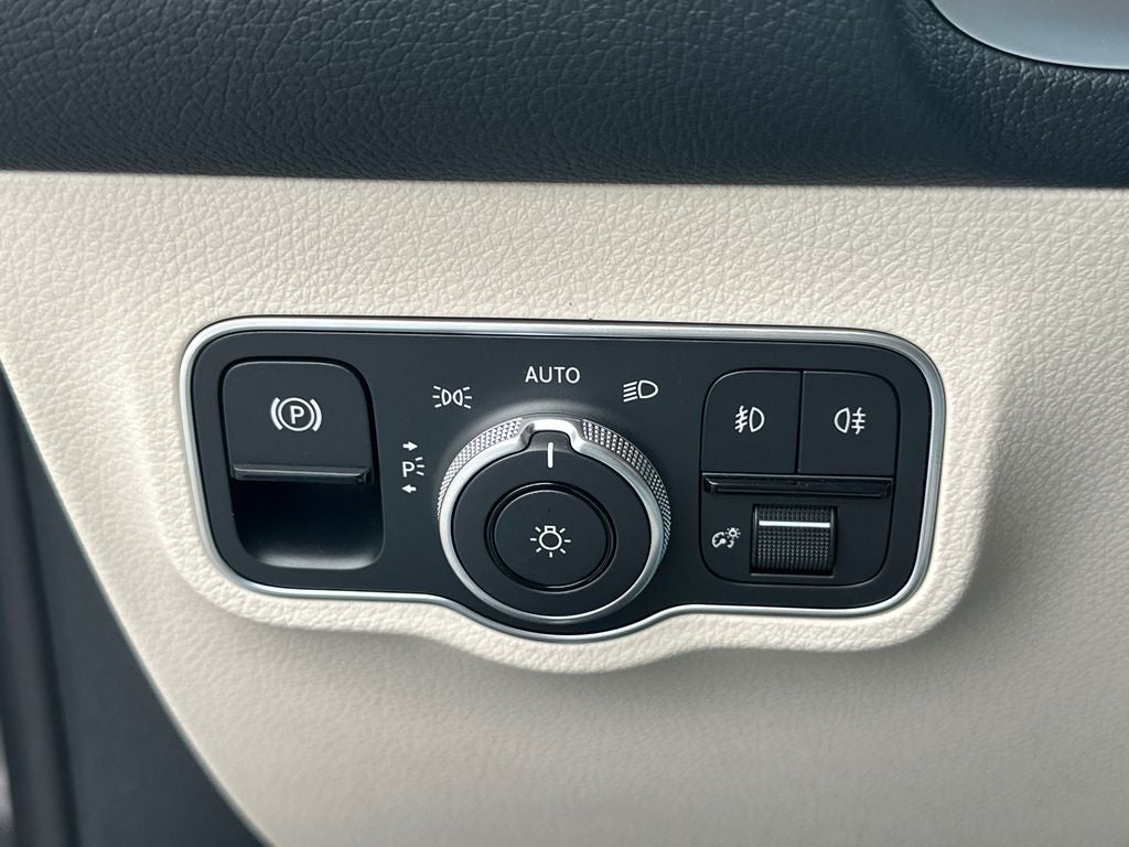 2026 Mercedes-Benz GLB GLB 250