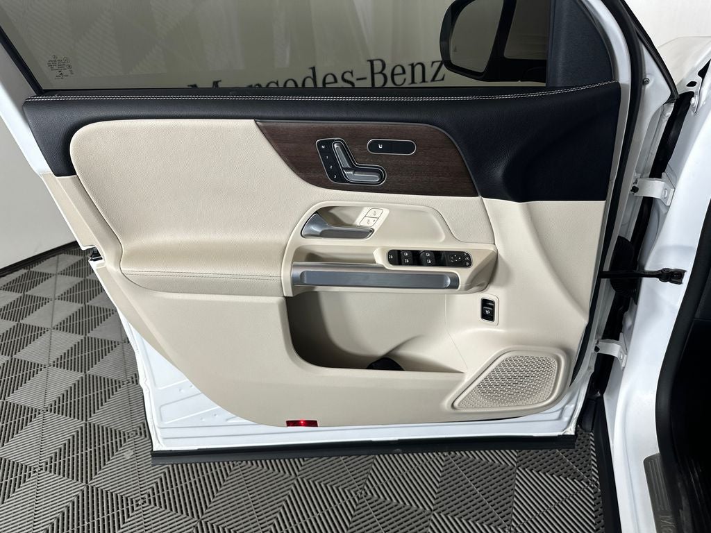 2023 Mercedes-Benz GLB GLB 250