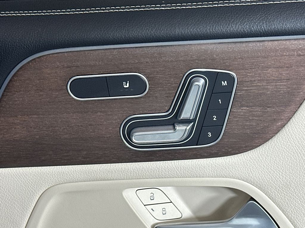 2023 Mercedes-Benz GLB GLB 250