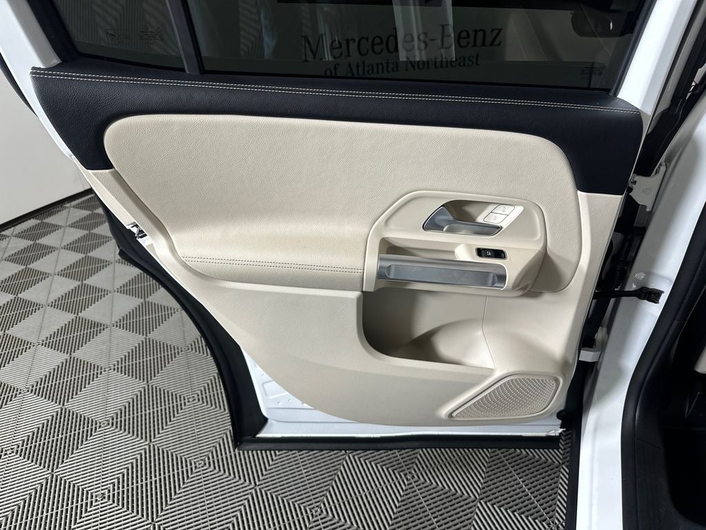 2023 Mercedes-Benz GLB GLB 250