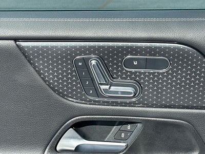 2025 Mercedes-Benz GLB GLB 250