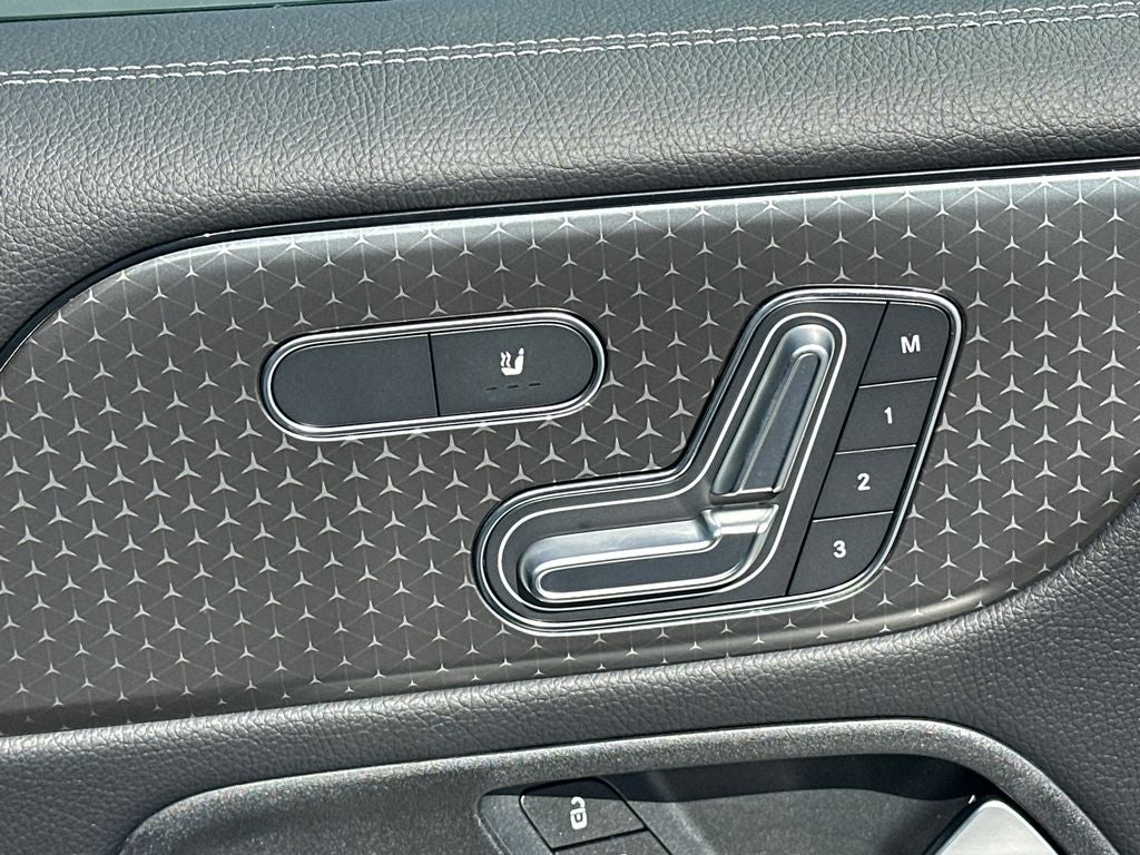 2025 Mercedes-Benz GLB GLB 250