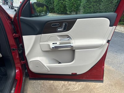 2025 Mercedes-Benz GLB GLB 250 4MATIC®