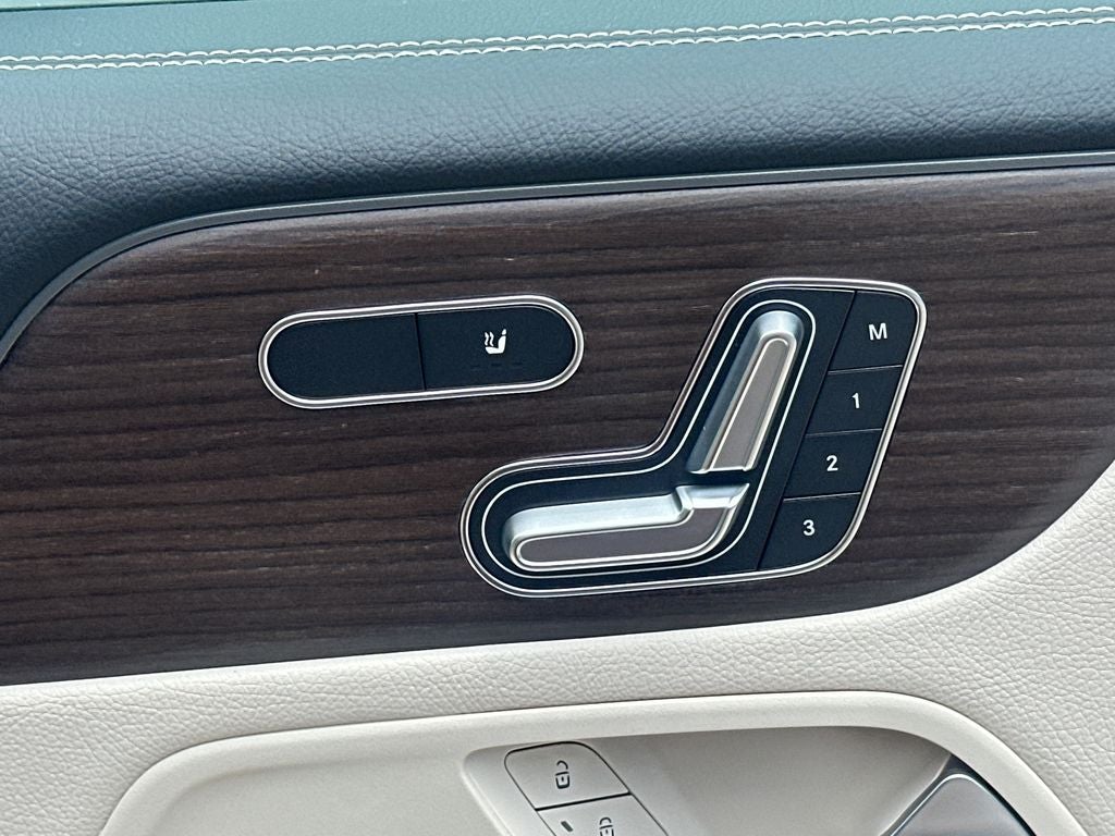 2025 Mercedes-Benz GLB GLB 250 4MATIC®