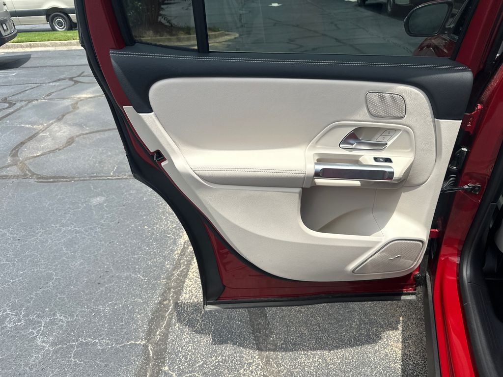 2025 Mercedes-Benz GLB GLB 250 4MATIC®