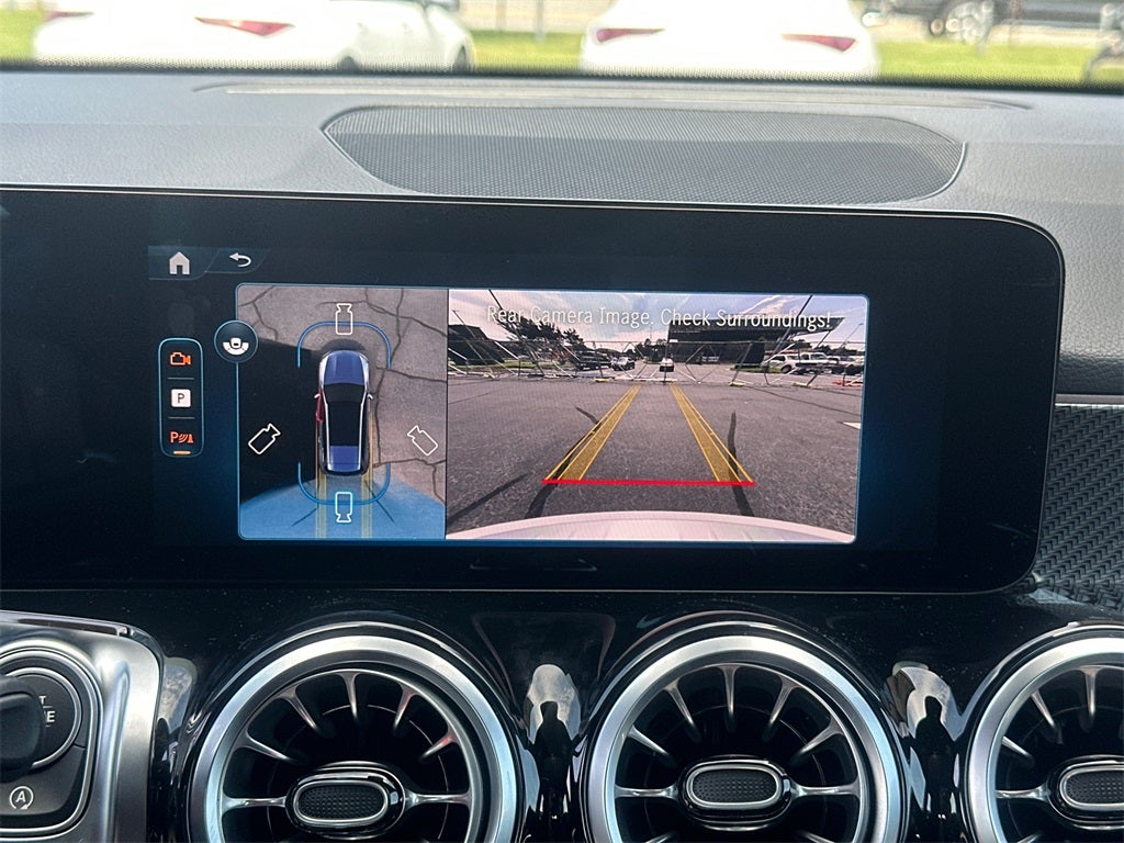 2026 Mercedes-Benz GLB GLB 35 AMG® 4MATIC®