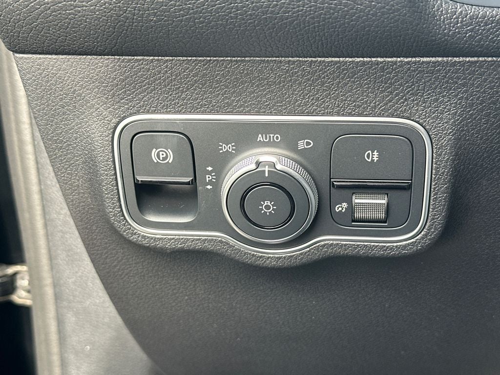 2026 Mercedes-Benz GLB GLB 35 AMG® 4MATIC®