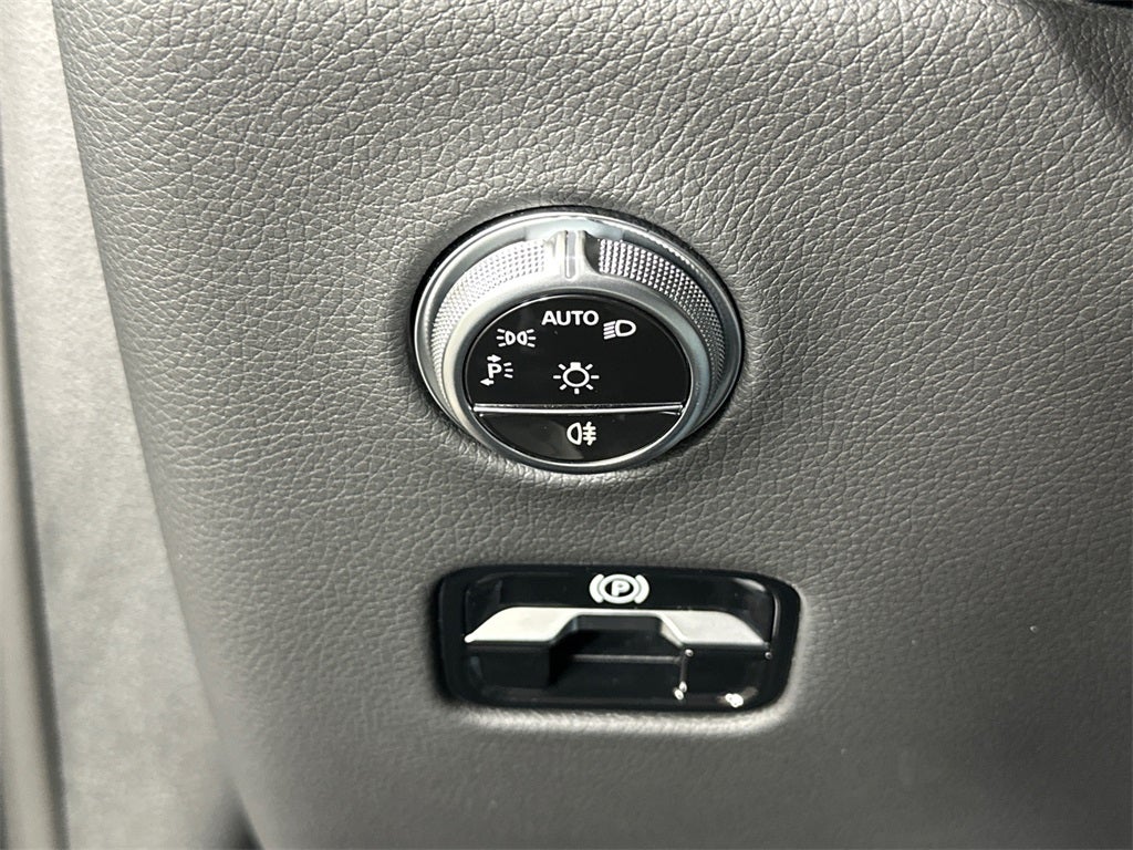 2024 Mercedes-Benz GLC GLC 300