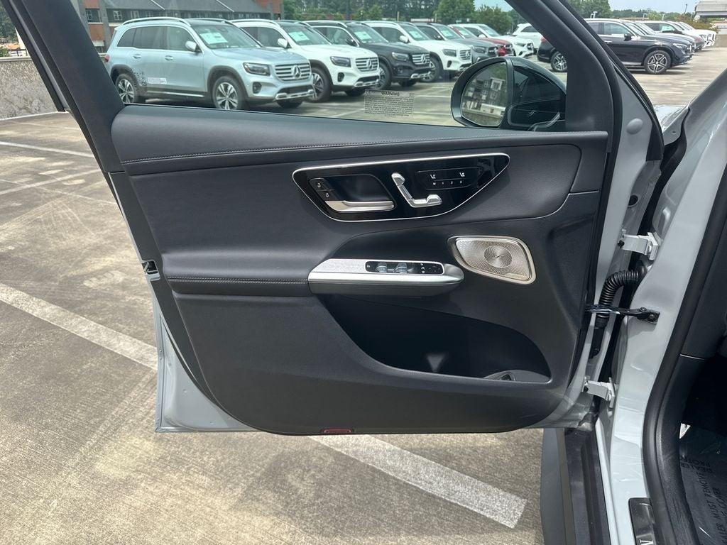 2025 Mercedes-Benz GLC GLC 300