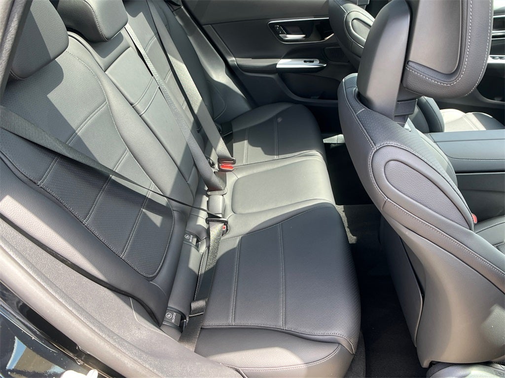 2025 Mercedes-Benz GLC GLC 300