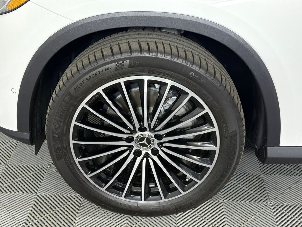 2025 Mercedes-Benz GLC GLC 300