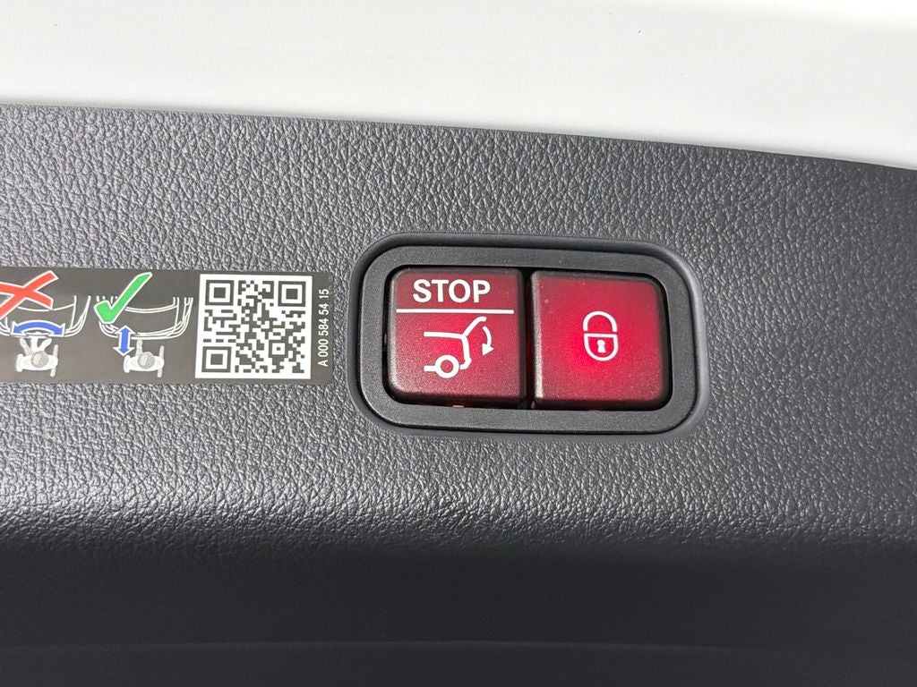 2025 Mercedes-Benz GLC GLC 300