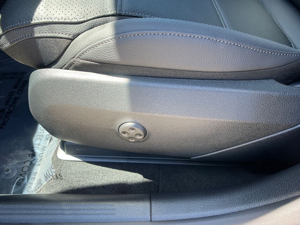 2025 Mercedes-Benz GLC GLC 300