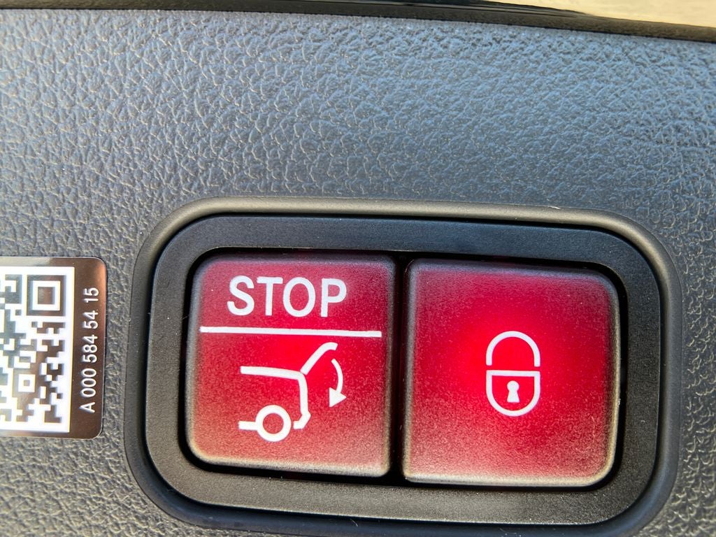 2025 Mercedes-Benz GLC GLC 300