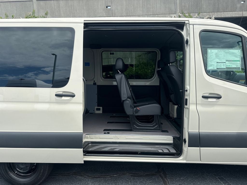 2026 Mercedes-Benz Sprinter 2500 Crew 144 WB