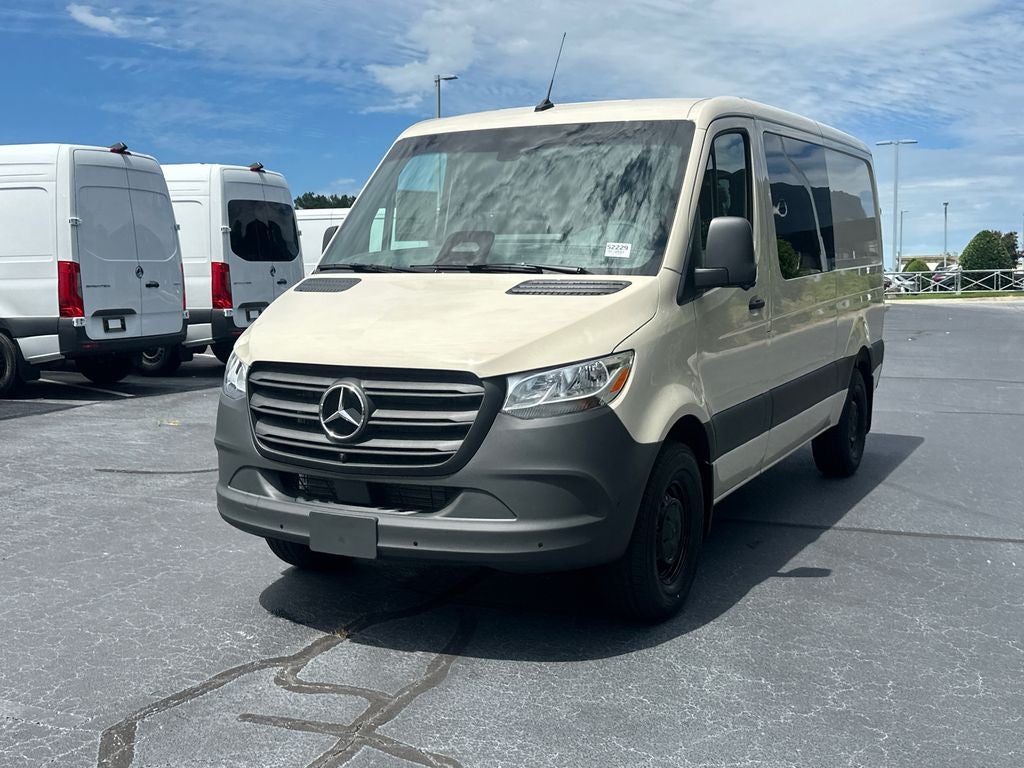 2026 Mercedes-Benz Sprinter 2500 Crew 144 WB