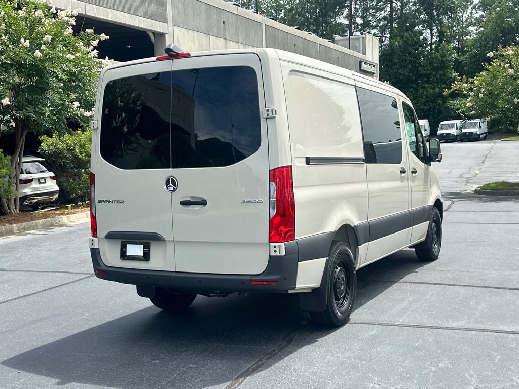 2026 Mercedes-Benz Sprinter 2500 Crew 144 WB