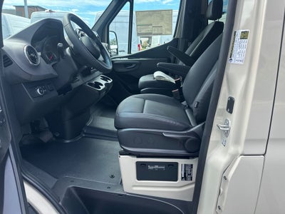 2026 Mercedes-Benz Sprinter 2500 Crew 144 WB