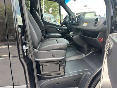 2026 Mercedes-Benz Sprinter 2500 Crew 170 WB High Roof