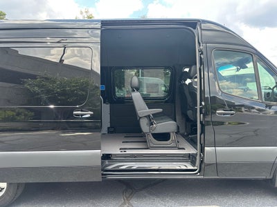 2026 Mercedes-Benz Sprinter 2500 Crew 170 WB High Roof
