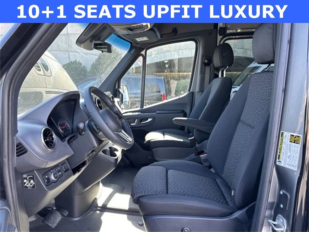 2023 Mercedes-Benz Sprinter 2500 Passenger 144 WB