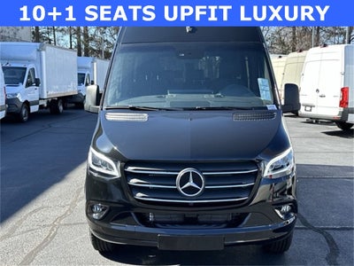 2023 Mercedes-Benz Sprinter 2500 Passenger 144 WB