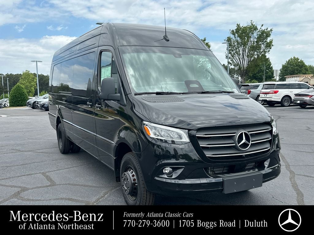 2026 Mercedes-Benz Sprinter 3500 Cargo 170 WB Extended