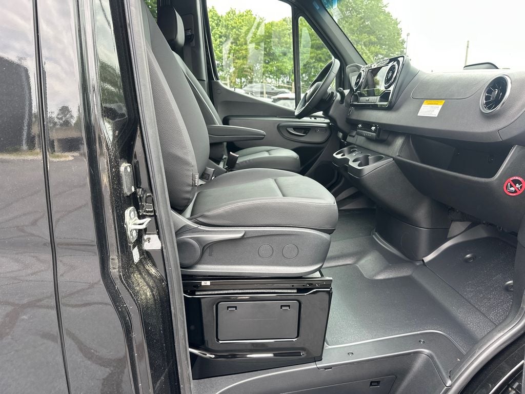 2026 Mercedes-Benz Sprinter 3500 Cargo 170 WB Extended