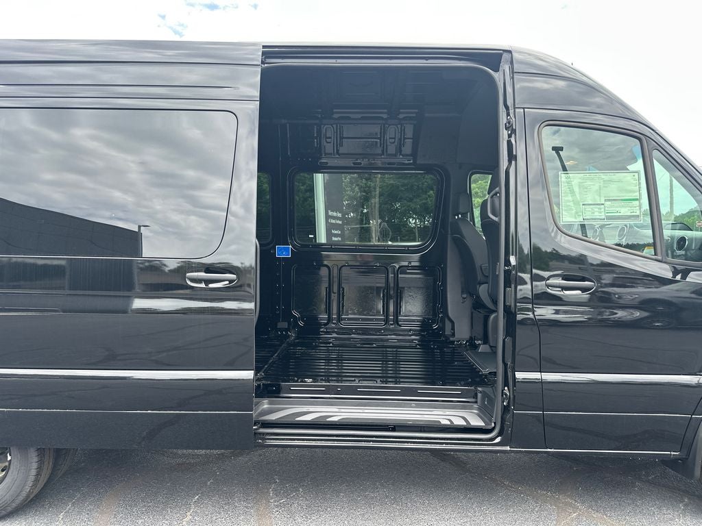 2026 Mercedes-Benz Sprinter 3500 Cargo 170 WB Extended