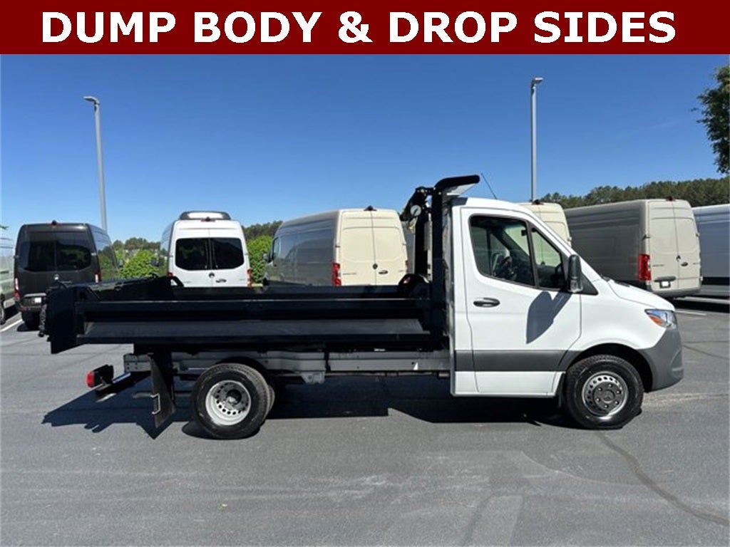2024 Mercedes-Benz Sprinter 3500 Cab Chassis 144 WB