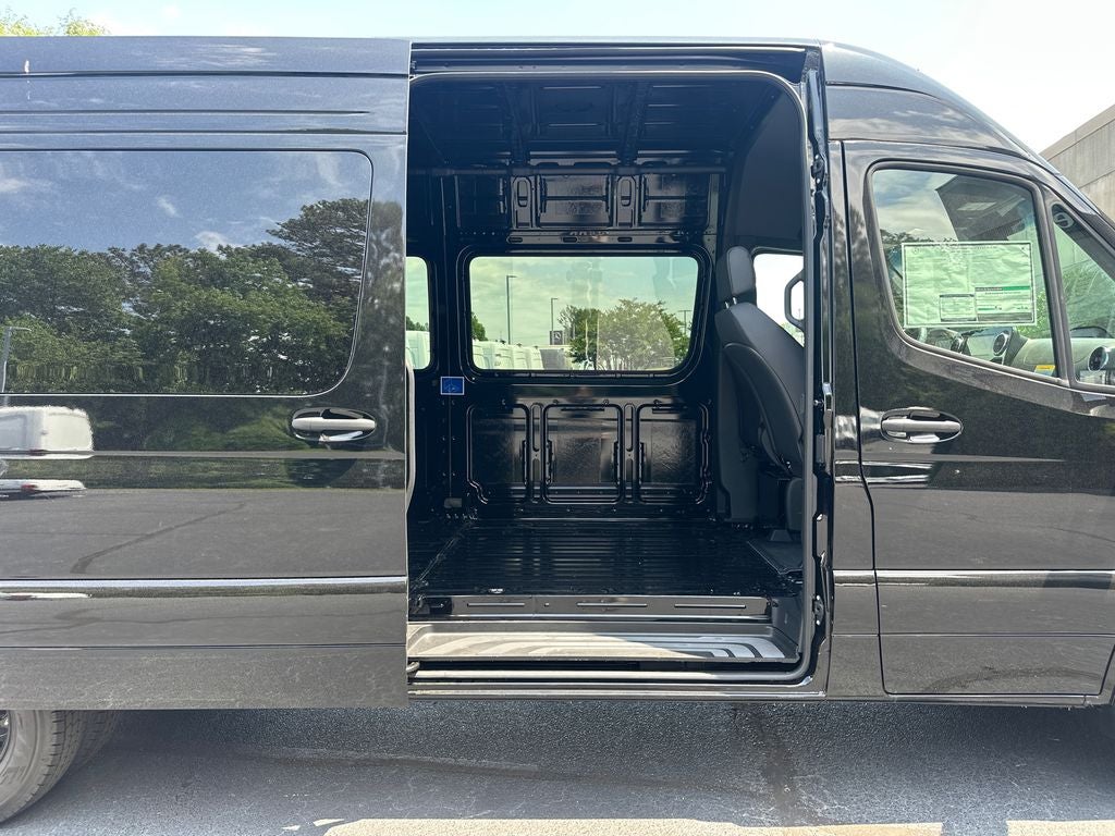 2026 Mercedes-Benz Sprinter 3500XD Cargo 170 WB